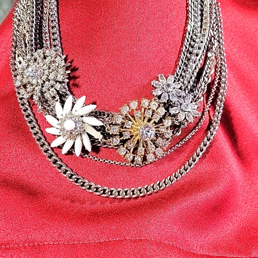 Stella and Dot necklace
